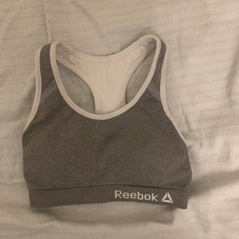 reebok sports bra with removable padding